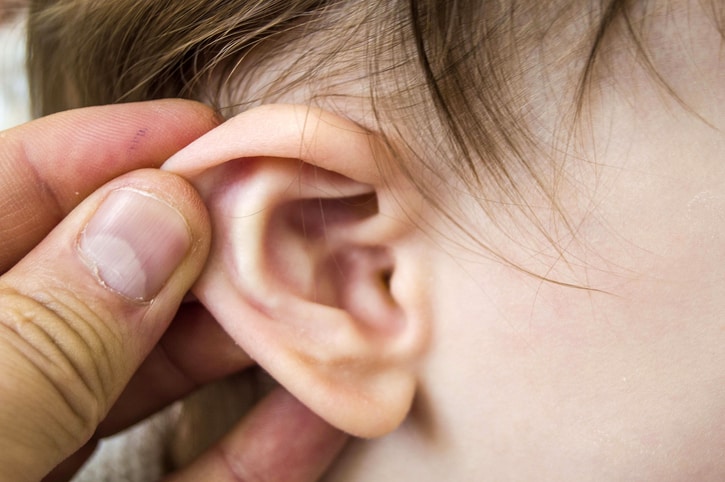 In the winter months, children’s ears become more inflamed, middle ear inflammation in infants and doctors treatment